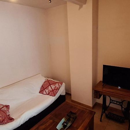 Apartamentos Casa May 2 - Centro Benidorm- Solo Mayores De 30 Anos Y Familias Buitenkant foto